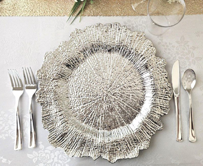 PLATO DE CARGA DECORATIVO NAVIDEÑO PLATEADO DE PLASTICO 32X32CM