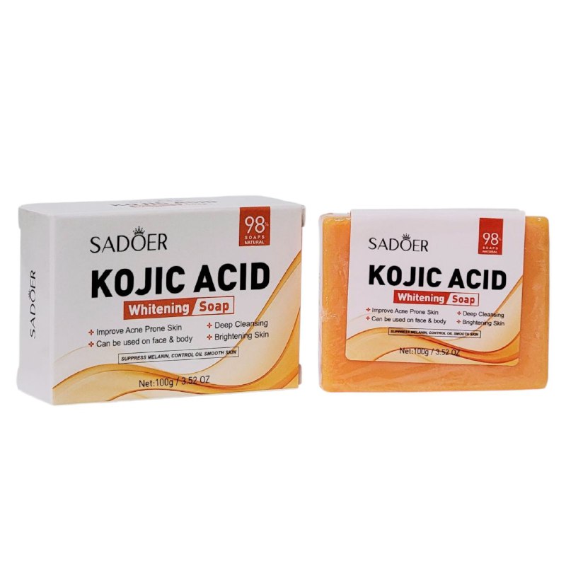 JABON CORPORAL EN BARRA AROMATICO DE ACIDO KOJICO, BLANQUEA PROFUNDAMENTE LA PIEL, LIMPIA Y REFRESCA DE IMPUREZAS, CONTROLA LA GRASA E ILUMINA SADOER 100G