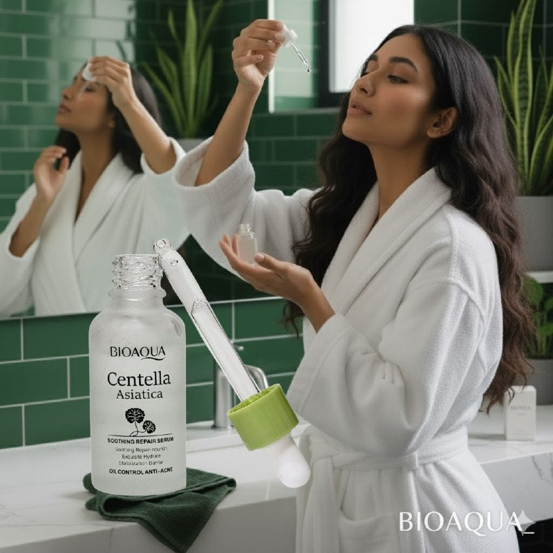 SUERO FACIAL DE CENTELLA ASIATICA, REPARADOR Y CALMANTE QUE PENETRA RAPIDAMENTE LA PIEL, DEJANDOLA SUAVE, TIERNA Y TERSA BIOAQUA 30ML