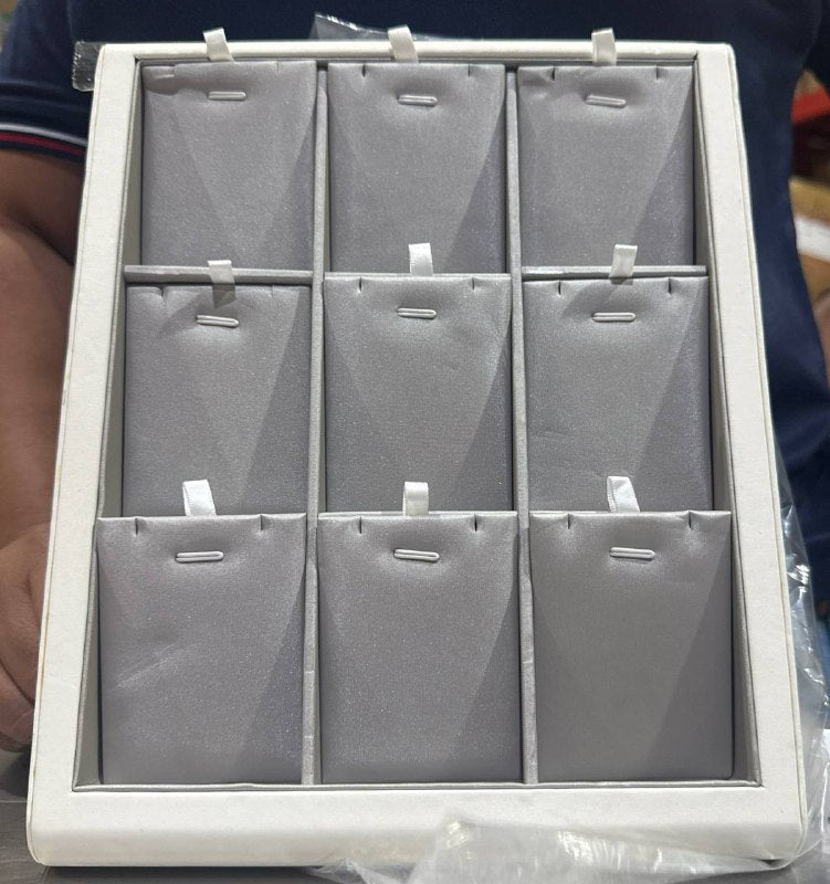 MAQUETA ESTANTE EXHIBIDOR PARA MOSTRAR SET DE JOYERA