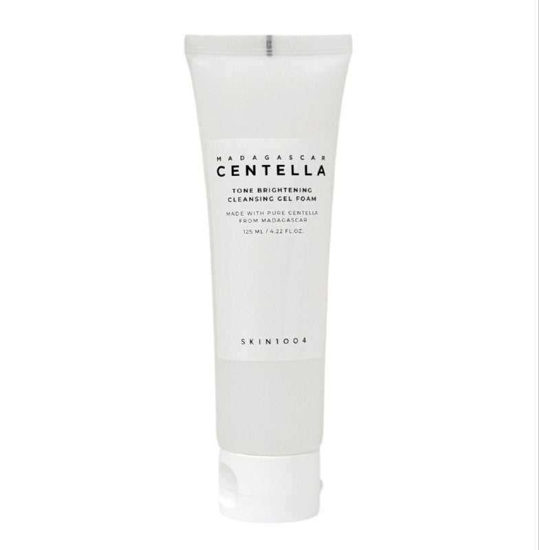 GEL LIMPIADOR ESPUMOSO ILUMINADOR Y UNIFICADOR DE TONO CON EXTRACTO DE CENTELLA ASIATICA SKIN1004 125ML