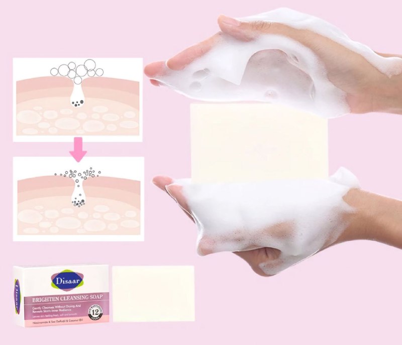 JABON CORPORAL LIMPIADOR BRILLANTE CON NIACINAMIDA, NARCISO MARINO Y ACEITE DE COCO, LIMPIA Y DEJA SUAVE LA PIEL DISAAR BRIGHTEN CLEANSING SOAP 100G