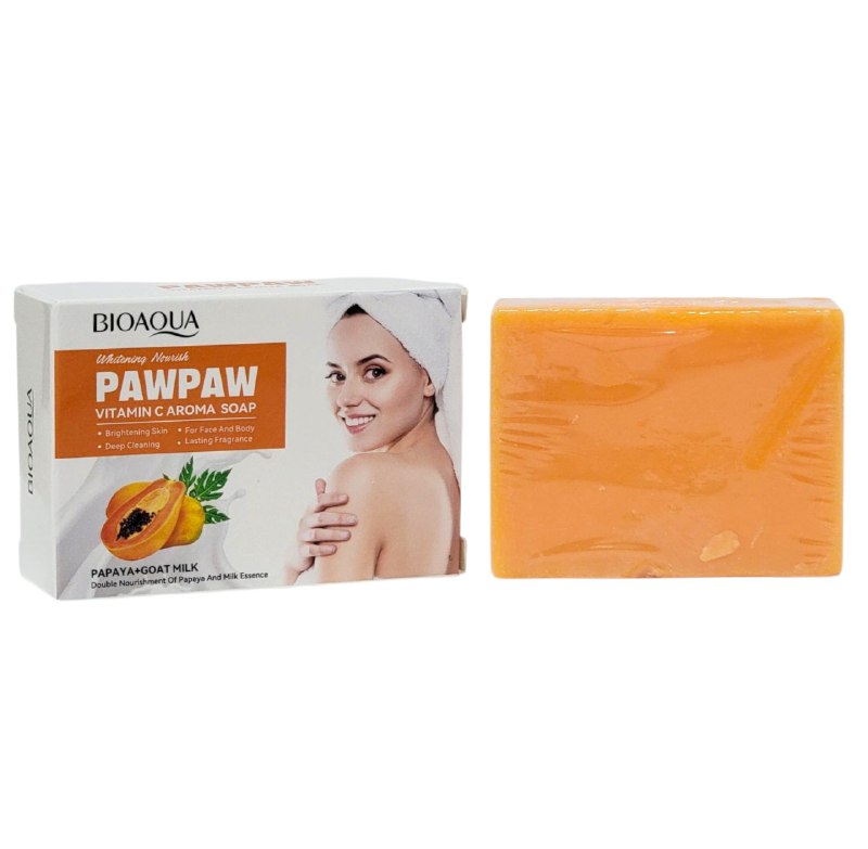 JABON CORPORAL EN BARRA DE VITAMINA C BLANQUEADOR 100G, ES UN JABON CON ESPUMA RICA Y DELICADA QUE LIMPIA SUAVEMENTE LA PIEL, CONTROLANDO EL EXCESO DE ACEITE, NUTRE Y SUAVIZA LA PIEL BIOAQUA