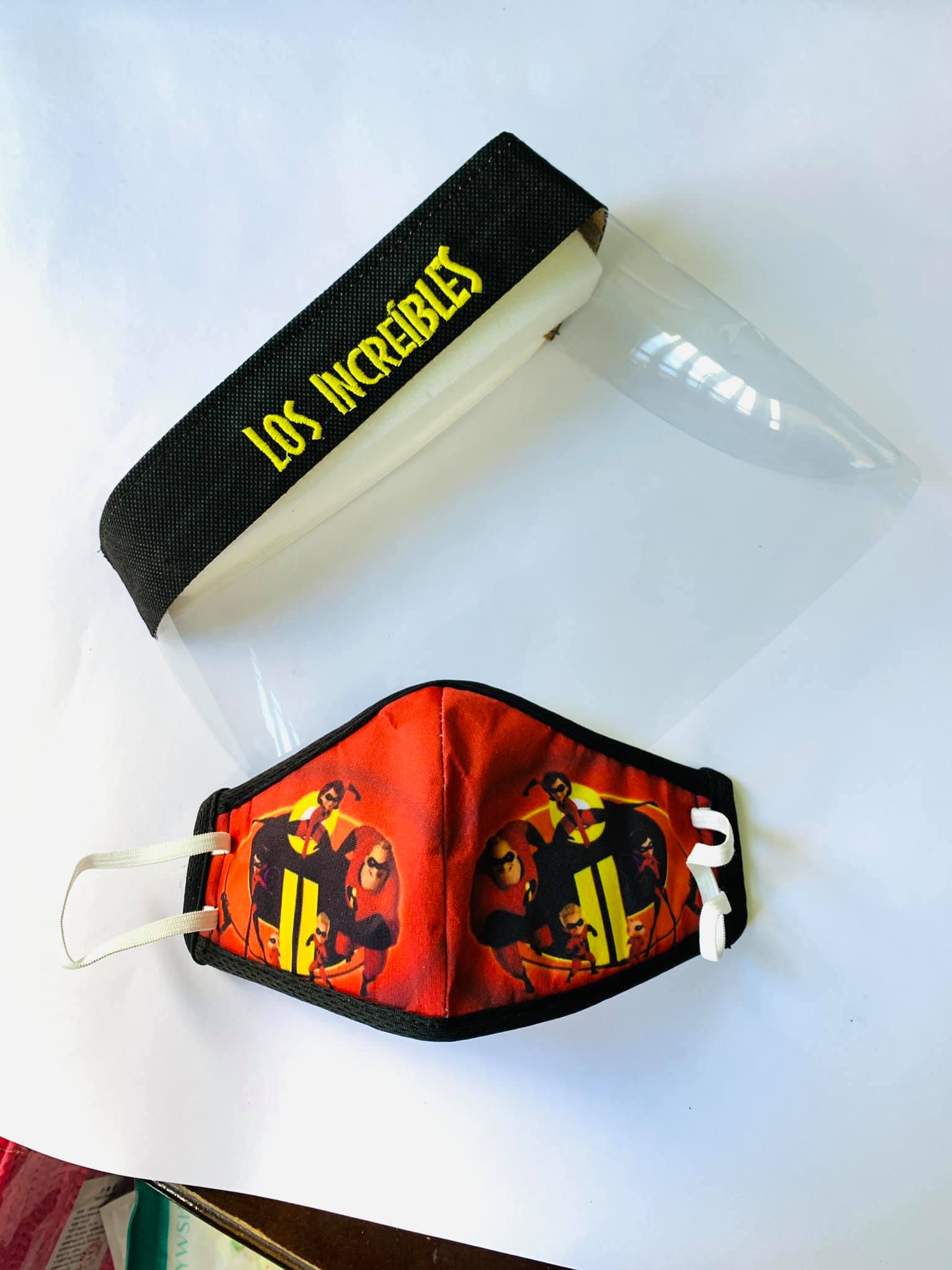 CARETA DE NIÑO CON MASCARILLA