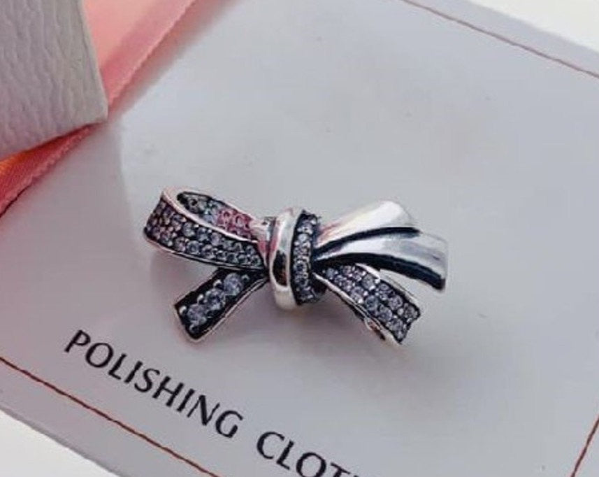 PCHARM1309 CHONGO CON CIRCONES