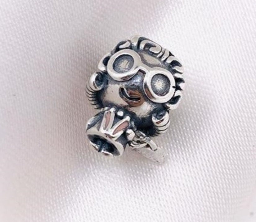 PCHARM1333 señora CON LENTES Y BOLSO COLGANTE