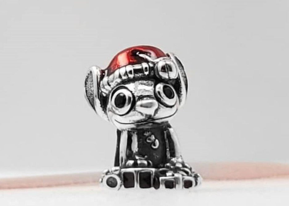 PCHARM1351 STITCH CON GORRO DE NAVIDAD