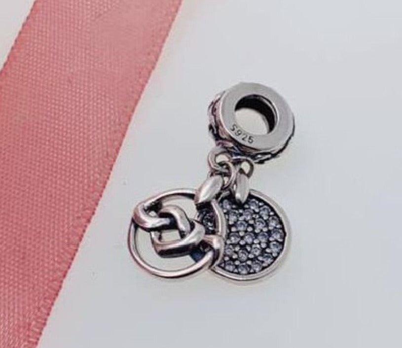 PCHARM1473 COLGANTE DOBLE CORAZON ENTRELAZADO