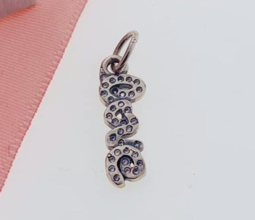 PCHARM1507 COLGANTE LOVE (AMAR)