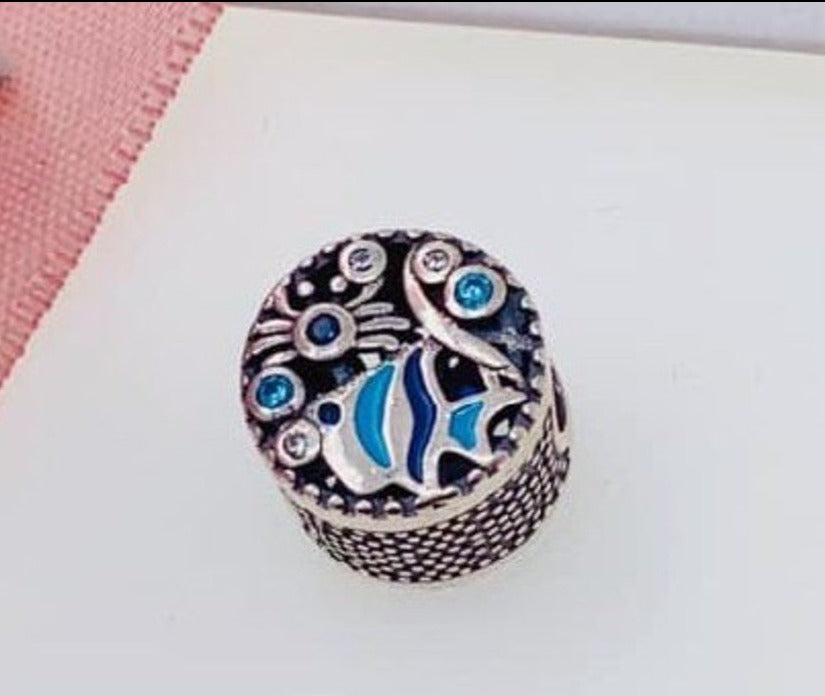 PCHARM1614 PEZ Y CANGREJO ANIMAL