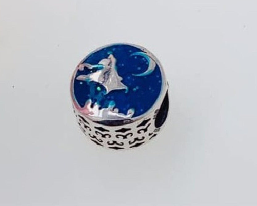 PCHARM1671 FONDO AZUL CON montaña Y LUNA