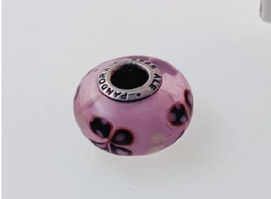 PCHARM1699 CRISTAL DE MURANOCOLOR ROSADO CON FLORES