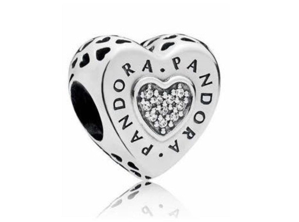 PCHARM2247 CORAZON PANDORA CON CIRCONES EN MEDIO