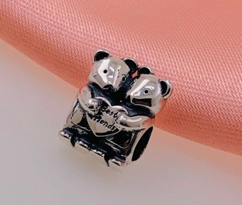 PCHARM2409 PAREJA DE OSOS CON CORAZON CON MENSAJE (MEJORES AMIG@S)