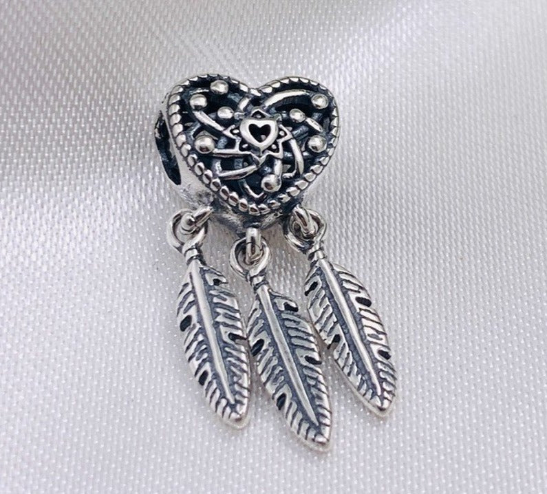 PCHARM2439 ATRAPA SUEÑO EN FORMA DE CORAZON