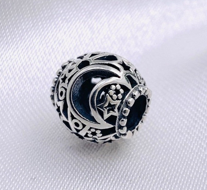 PCHARM2469 SEPAR4ADOR FONDO AZUL CON LUNA Y ESTRELLA