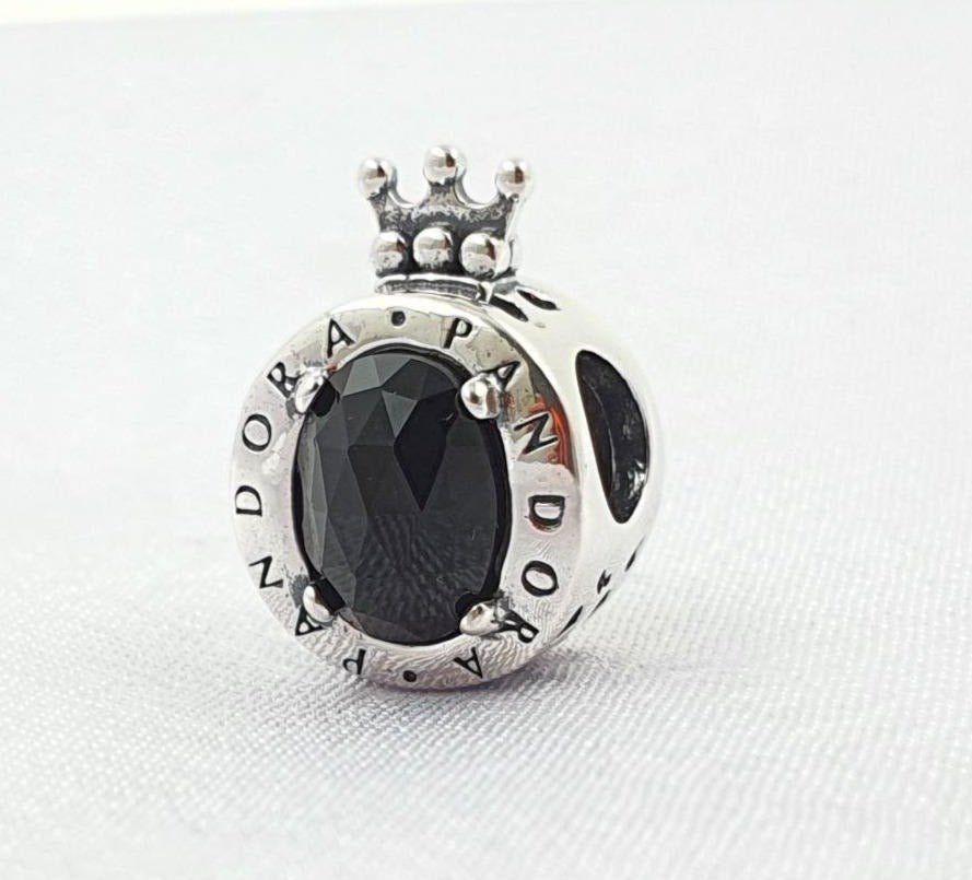 PCHARM2414#3 PANDORA CON CORONA Y CIRCON NEGRO