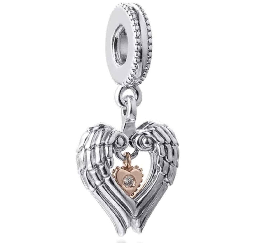 PCHARM2583#1 COLGANTE DE ALLAS Y MINI CORAZON ROSE EN MEDIO