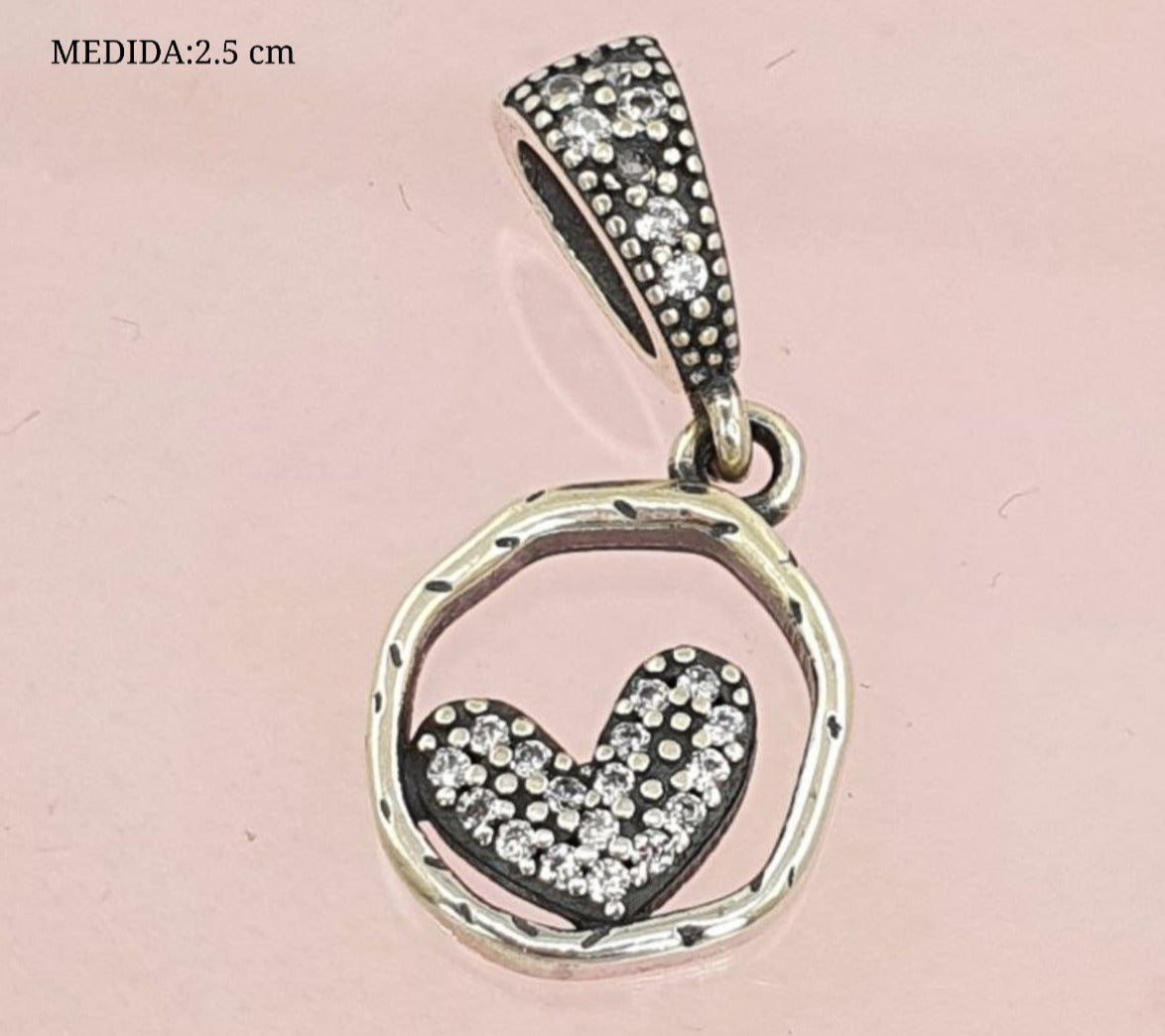 PCHARM2785 COLGANTE CIRCULAR CON CORAZON EN MEDIO