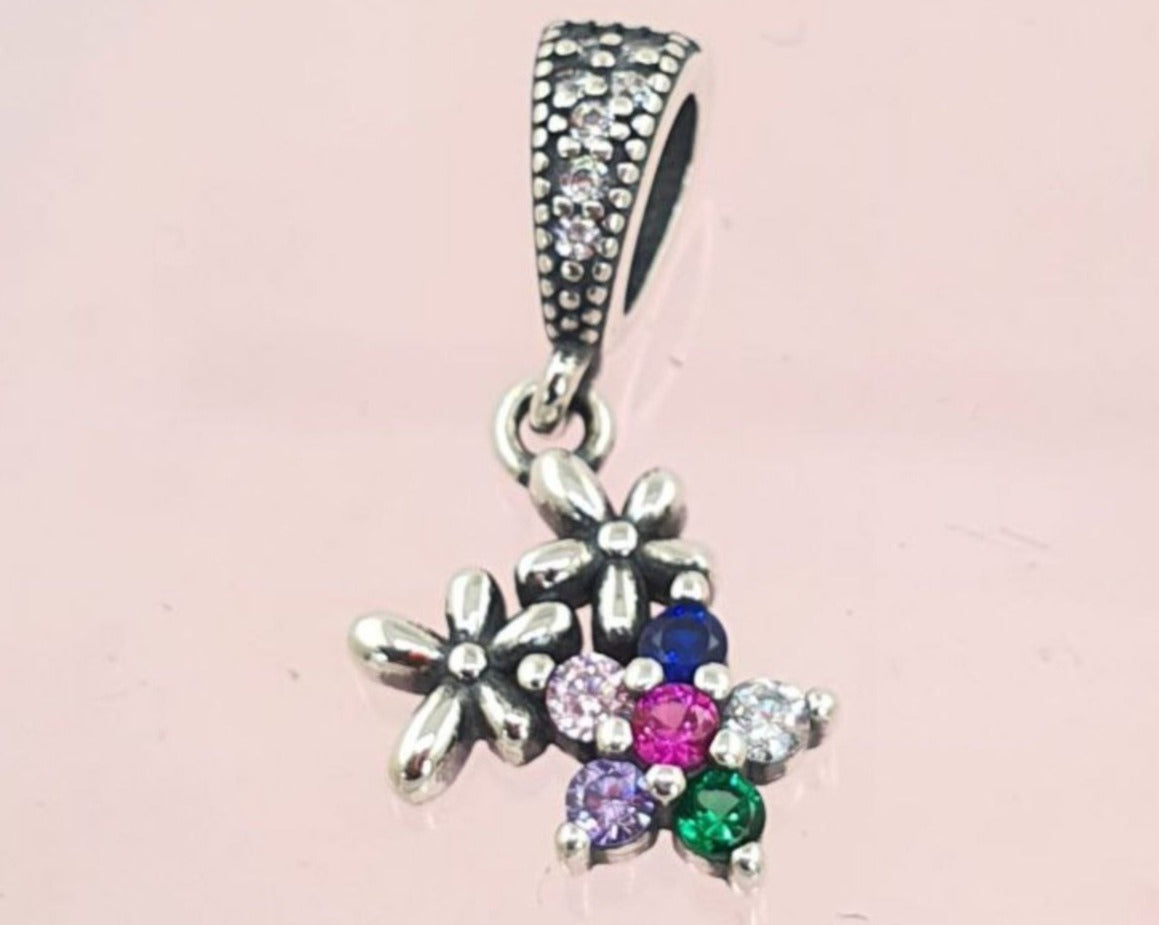 PCHARM2743 COLGANTE DE FLORES Y CIRCONES DE COLORES