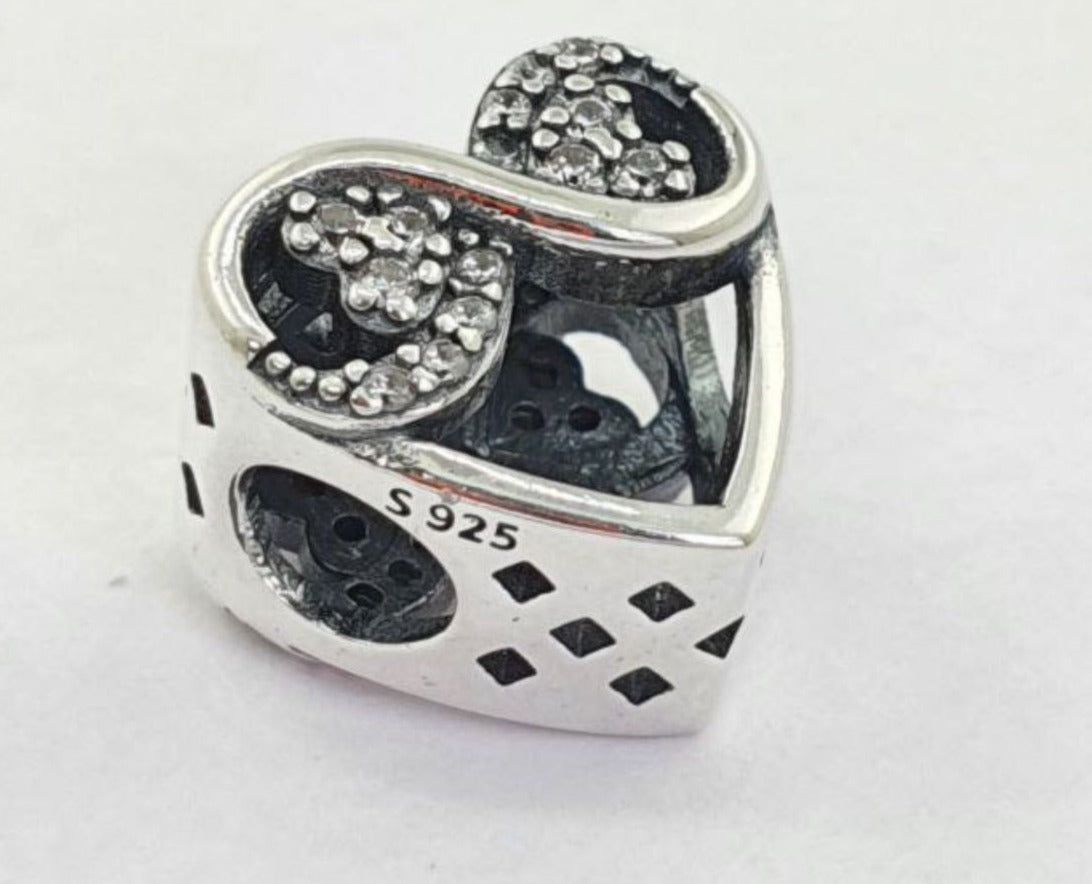 PCHARM2800 CORAZON CON INFINITO EN MEDIO