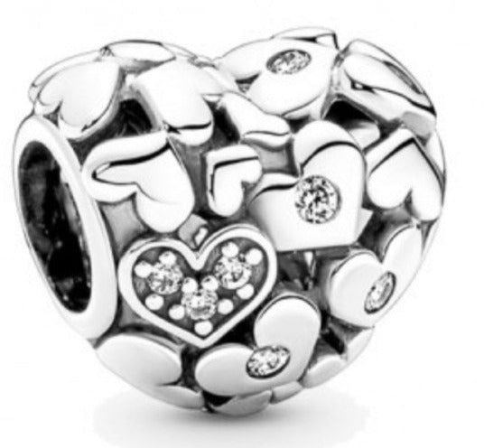 PCHARM2900 CORAZON CON MINI CORAZONES