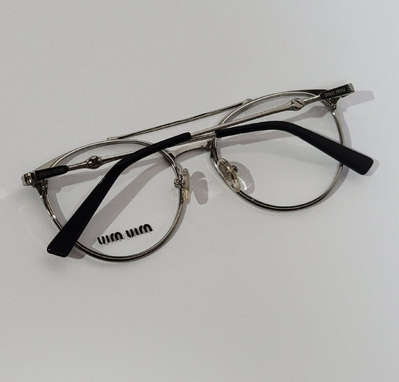 LENTES ORIGINALES PARA GRADUAR MIU MIU