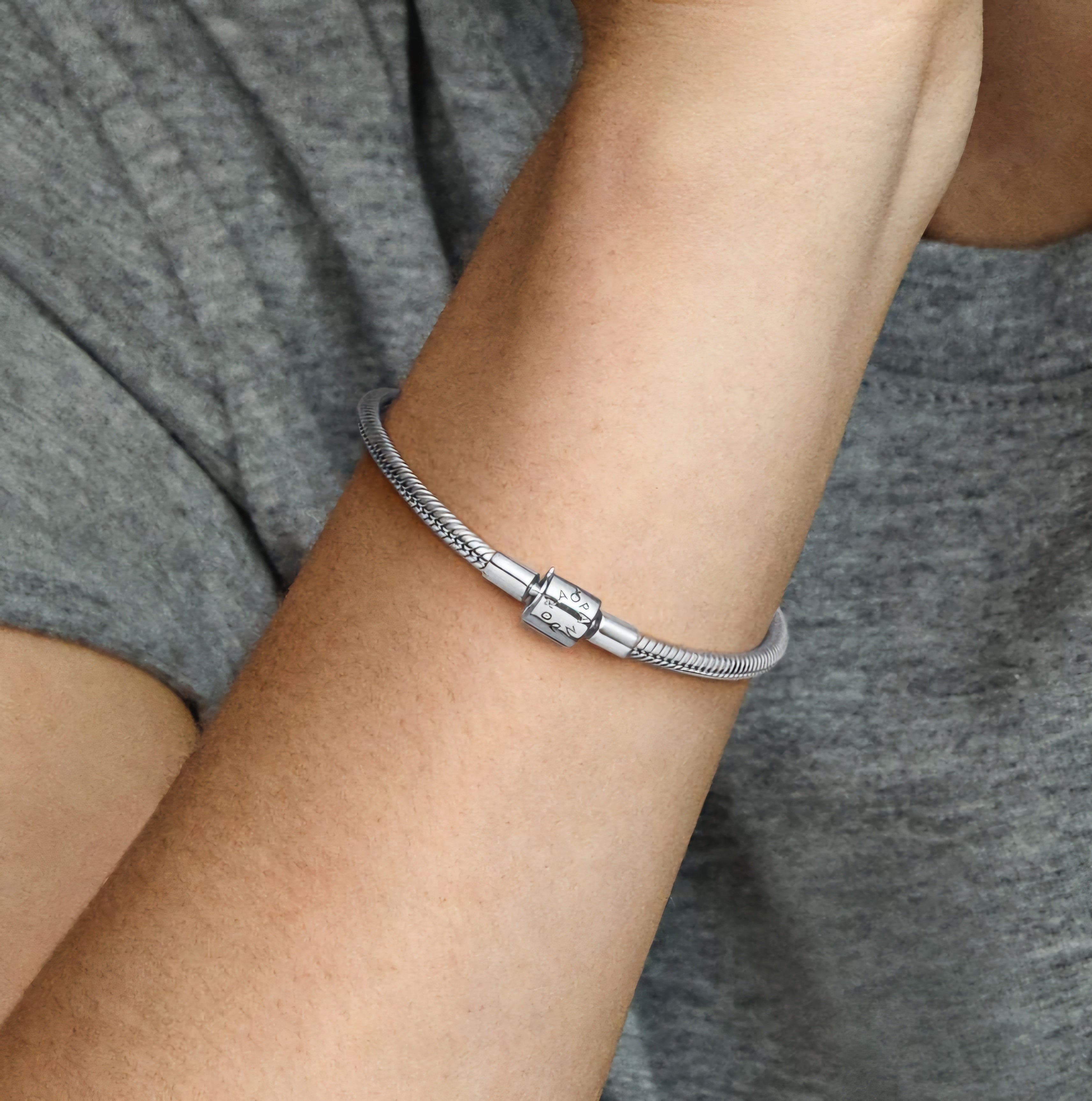 PAND189 PULSERA PANDORA PLATA 9.25