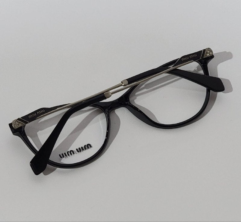 LENTES ORIGINALES PARA GRADUAR MIU MIU