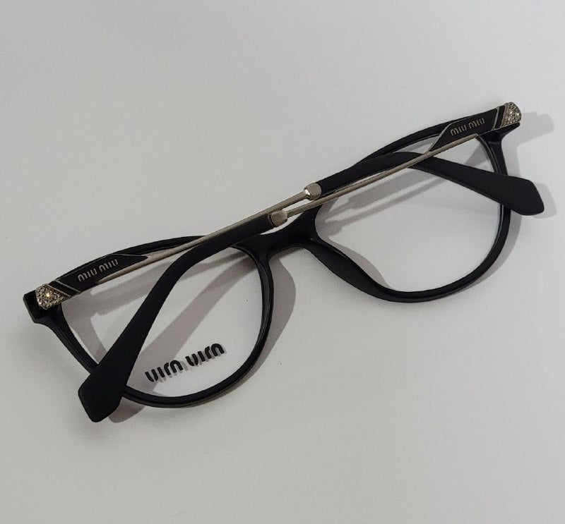 LENTES ORIGINALES PARA GRADUAR MIU MIU