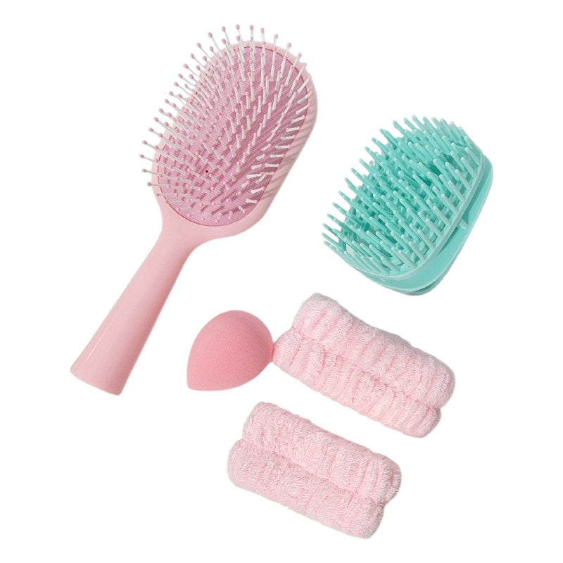 KIT DE CUIDADO PERSONAL, CEPILLO, 1 PAR DE MUÑEQUERAS, ESPONJA, MASAJEADOR CAPILAR KISS LOVELY