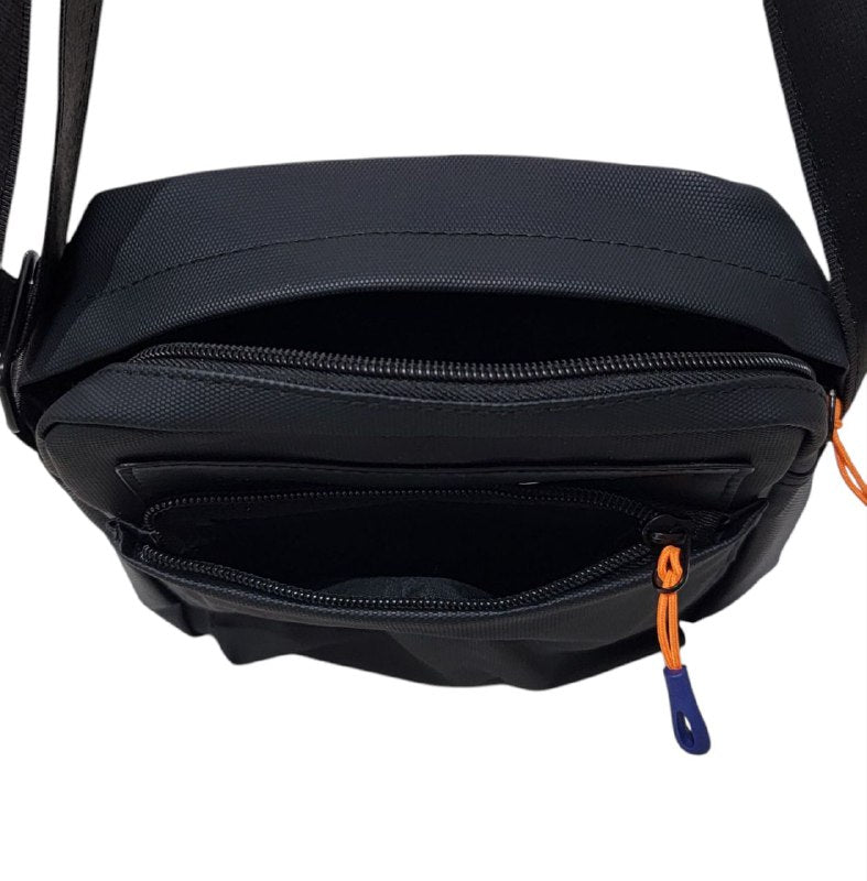 MOCHILA BOLSO CRUZADO PARA HOMBRES CON CORREO AJUSTABLE, GRAN CAPACIDAD THE ORIGIN 19X26CM