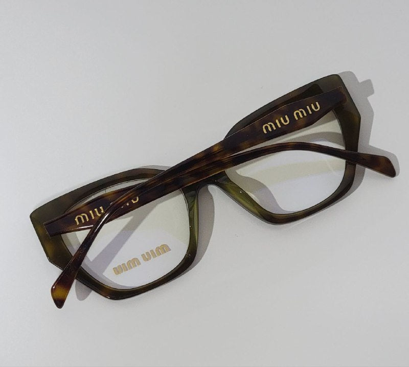 LENTES ORIGINALES PARA GRADUAR MIU MIU