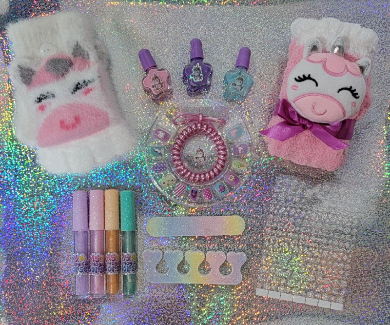 CONJUNTO NAVIDEÑO DE INVIERNO KIT DE UÑAS PARA NIÑA ESMALTES,LIP GLOSS, STICKERS, COLA, UÑAS, LIMA, SEPARADOR, GUANTES, CALCETAS HELLO WINTER