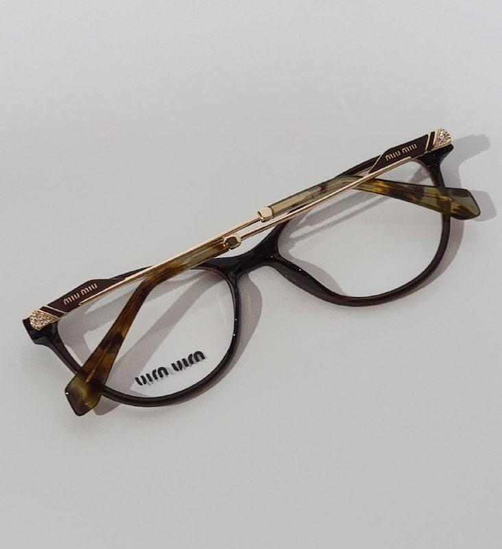 LENTES ORIGINALES PARA GRADUAR MIU MIU