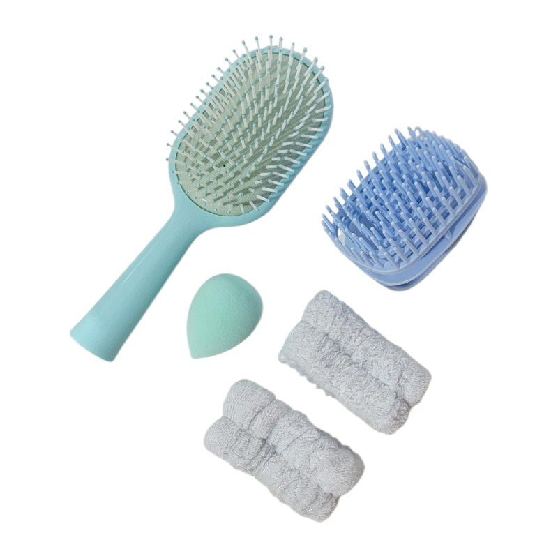 KIT DE CUIDADO PERSONAL, CEPILLO, 1 PAR DE MUÑEQUERAS, ESPONJA, MASAJEADOR CAPILAR KISS LOVELY