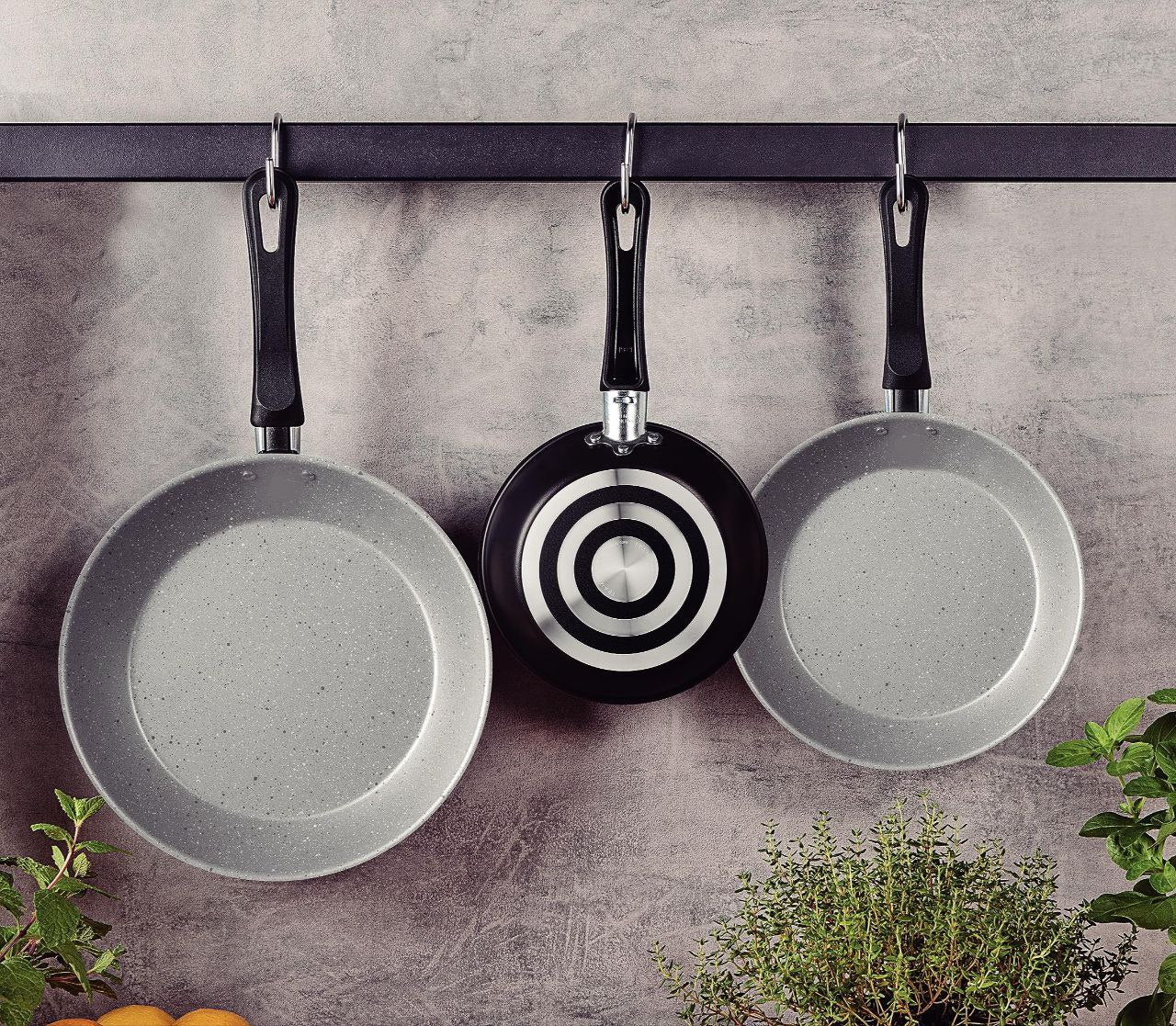 JUEGO DE SARTENES ANTIADHERENTES DE ALUMINIO DE 3PCS STARFLON TRAMONTINA 16CM, 20CM, 24CM