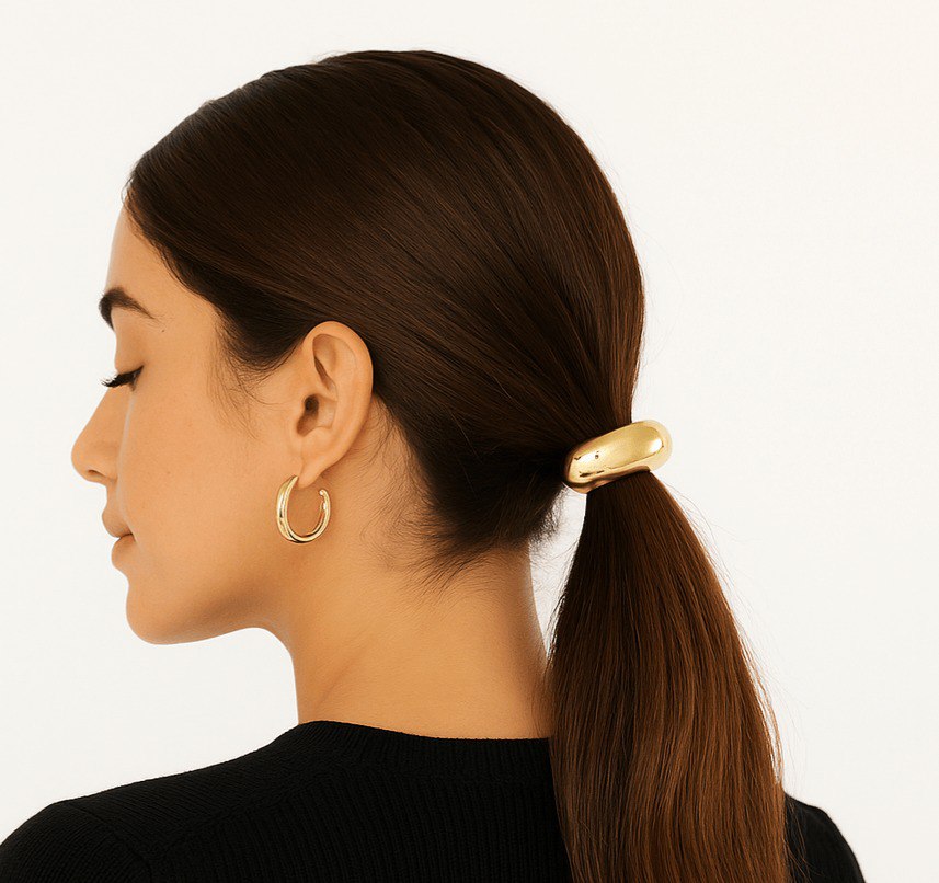 COLA PARA EL CABELLO MINIMALISTA