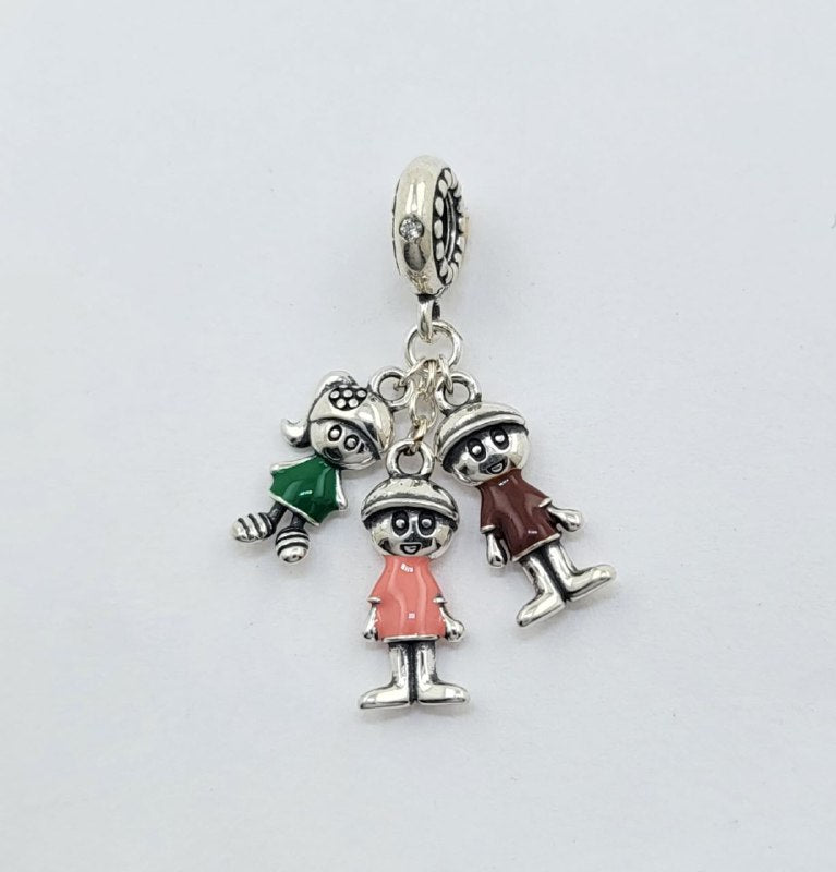 PCHARM4097 FORMA 3 HERMANOS PANDORA PLATA 9.25