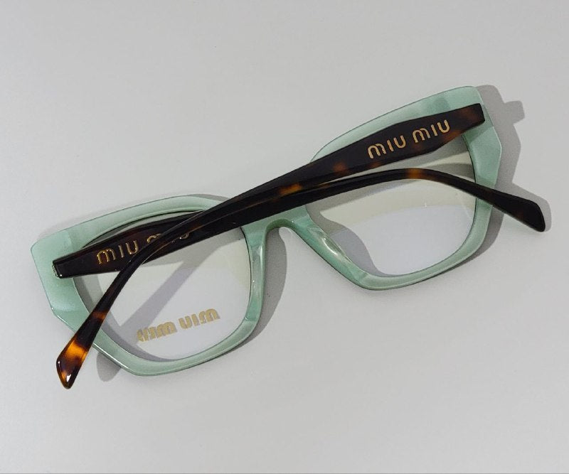 LENTES ORIGINALES PARA GRADUAR MIU MIU