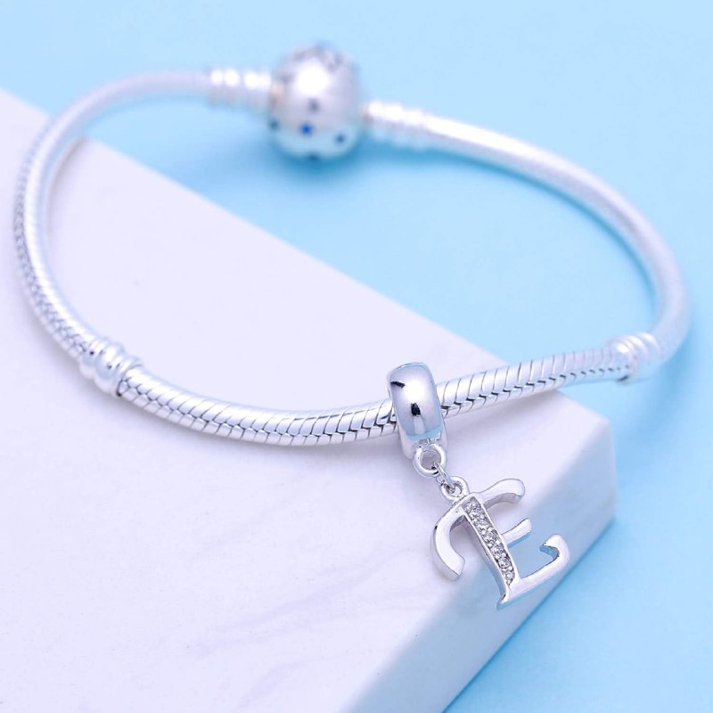 PCHARM4056$E LETRA E PANDORA PLATA 9.25