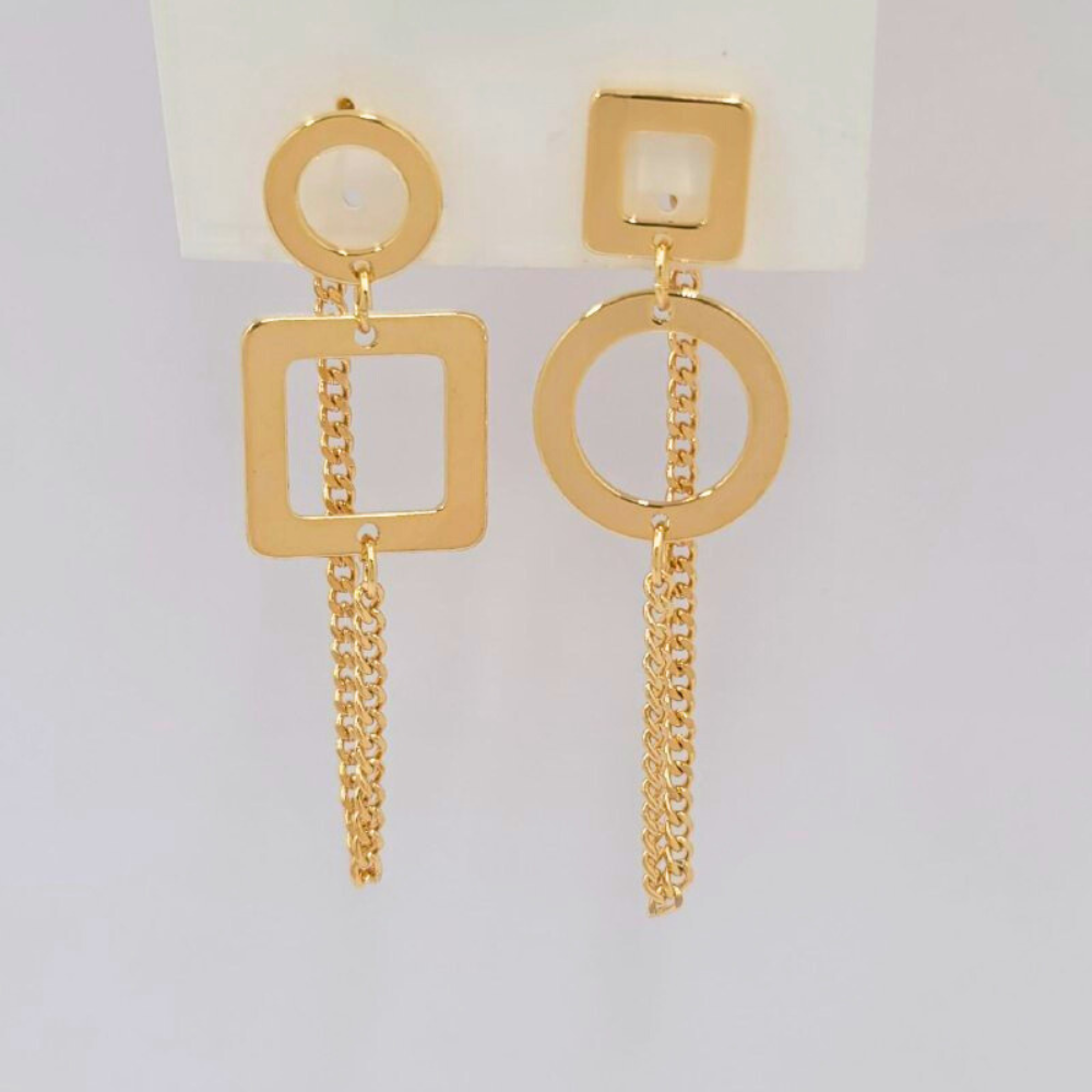 EARI3402 FORMA CUADRADO Y CIRCULO