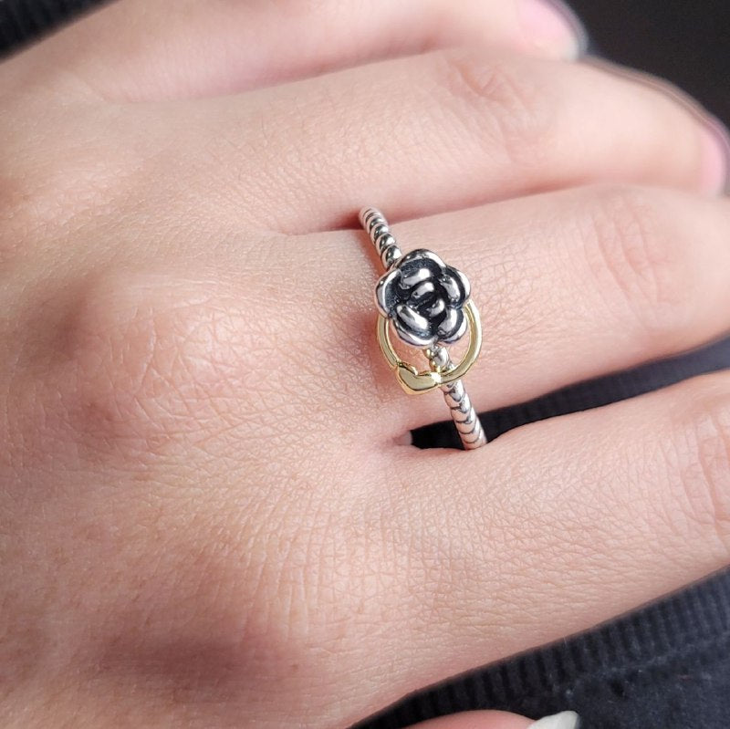 PANI1607A FORMA FLOR PLATA 9.25