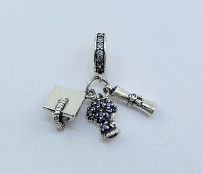 PCHARM4070$1 FORMA ACC. DE GRADUACION PANDORA PLATA 9.25