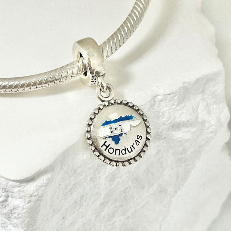 PCHARM4067 FORMA HONDURAS PANDORA PLATA 9.25