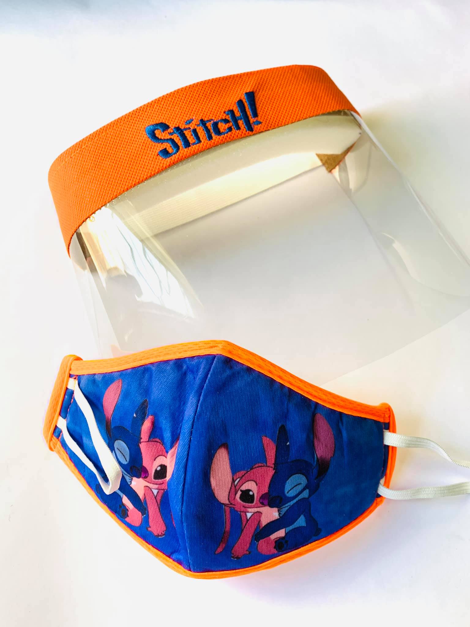 CARETA DE NIÑA CON MASCARILLA