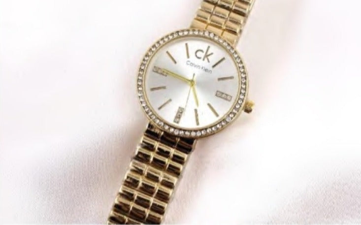 RELOJ ECONOMICO DE MUJER