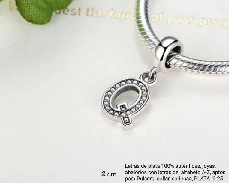 PCHARM788#Q COLGANTE LETRA Q