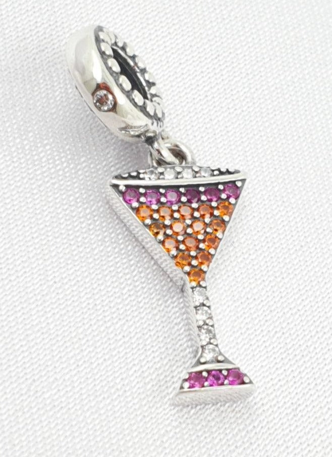 PCHARM2645   COLGANTE DE COPA DE COCTEL CON CIRCONES DE COLORES