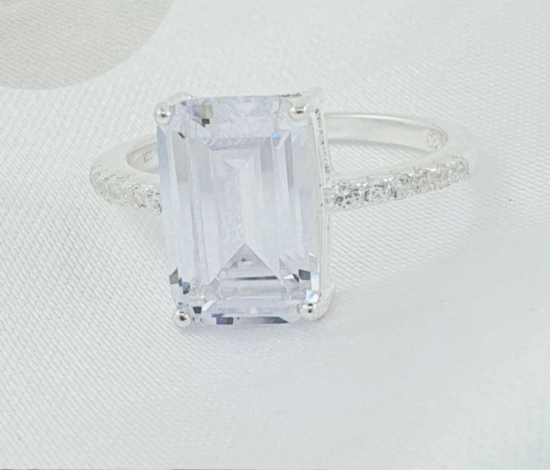 PANI1652 ANILLO RECTANGULAR CON PIEDRA TRANSPARENTE, PLATA 925